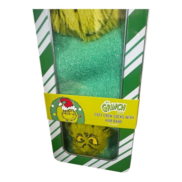 Bioworld Grinch Cozy Socks Set - Green and Yellow - Picture 2 of 5